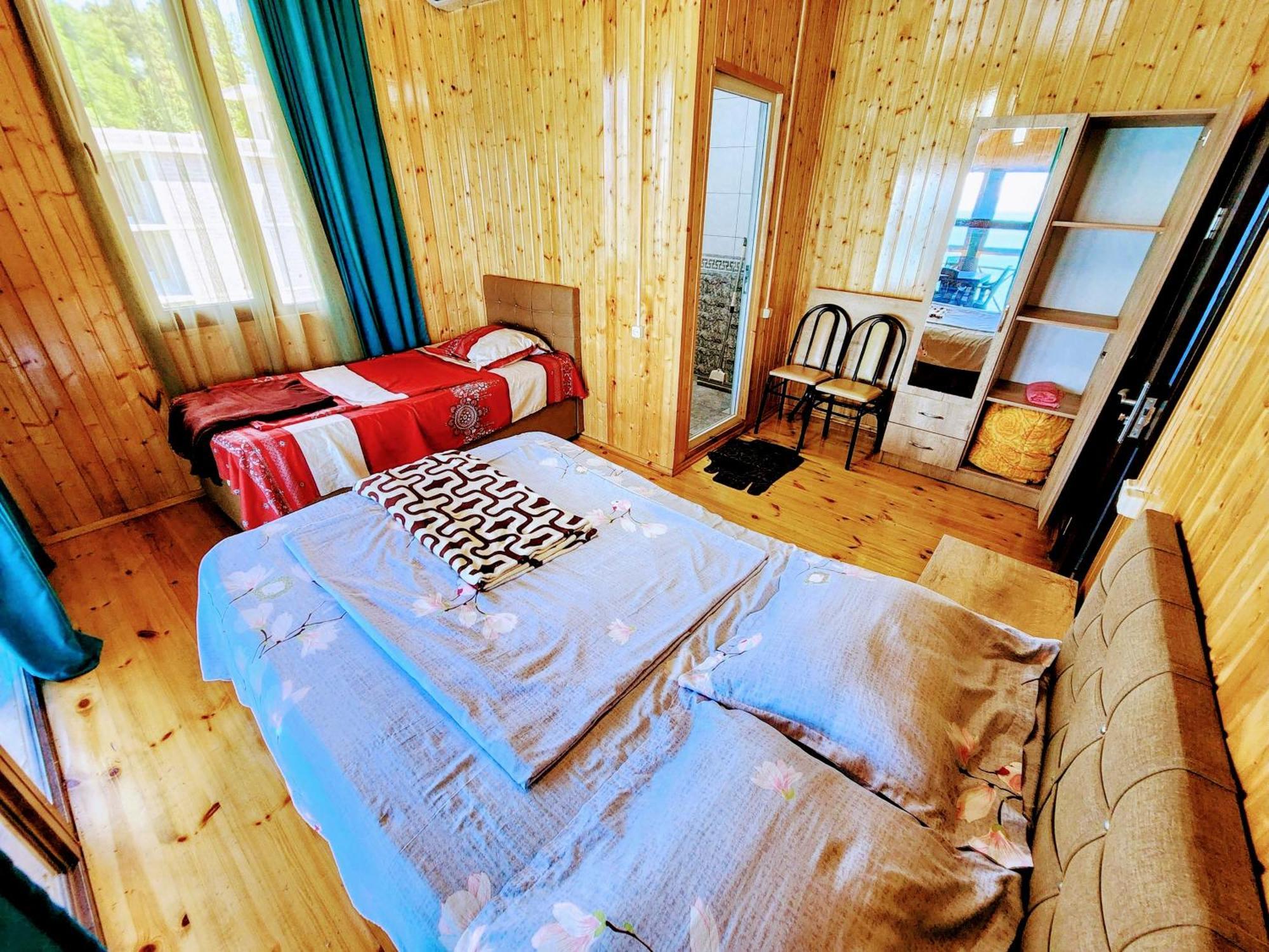 Guest House Nona Chakvi Extérieur photo