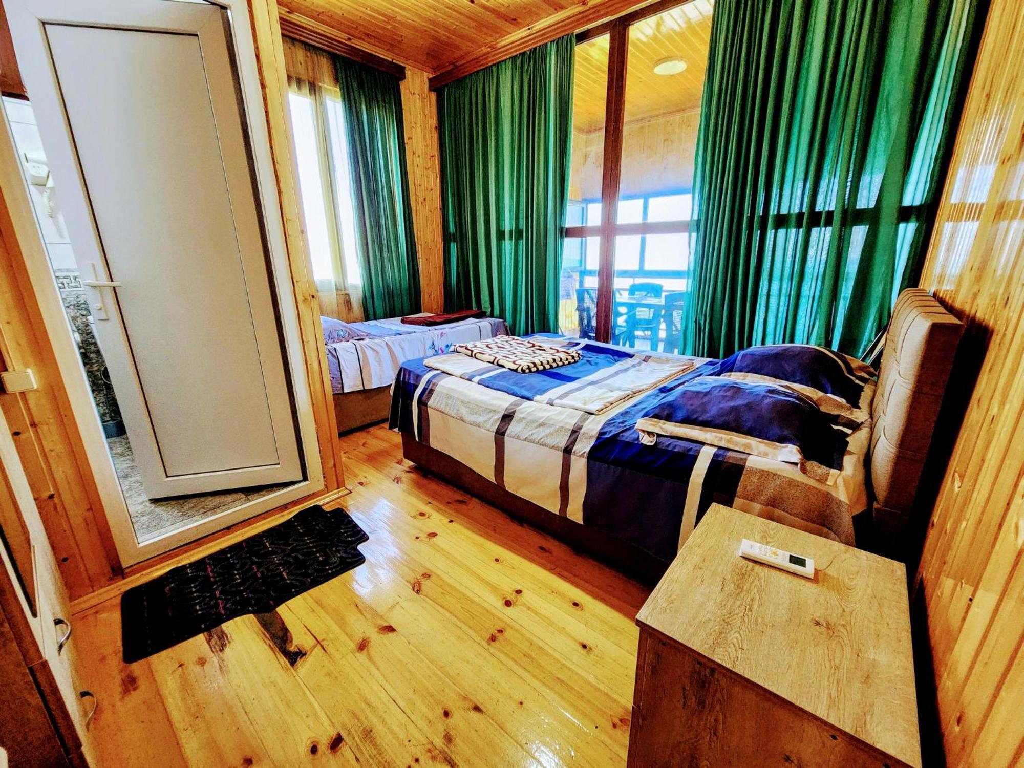 Guest House Nona Chakvi Extérieur photo