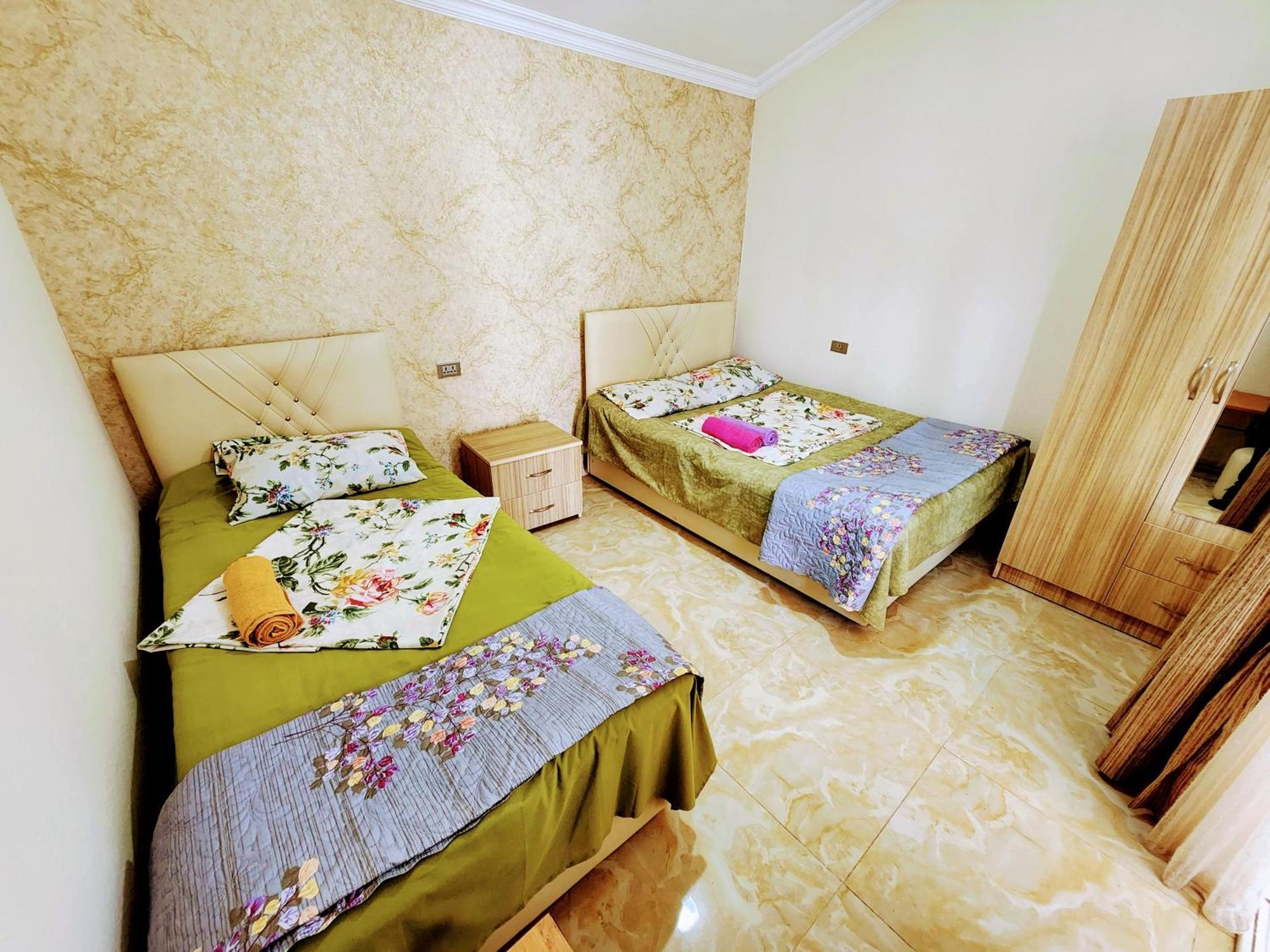 Guest House Nona Chakvi Extérieur photo
